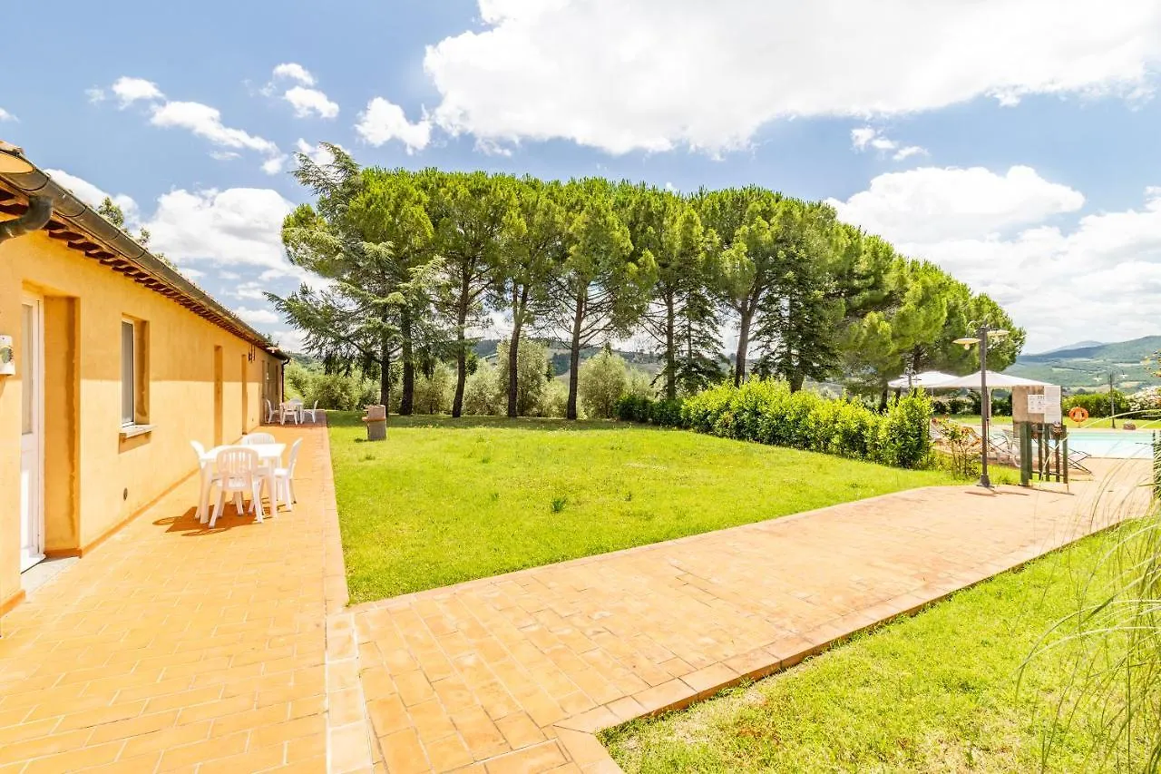 Family Apartments With Pool Near Volterra - Happy Rentals Pomarance
