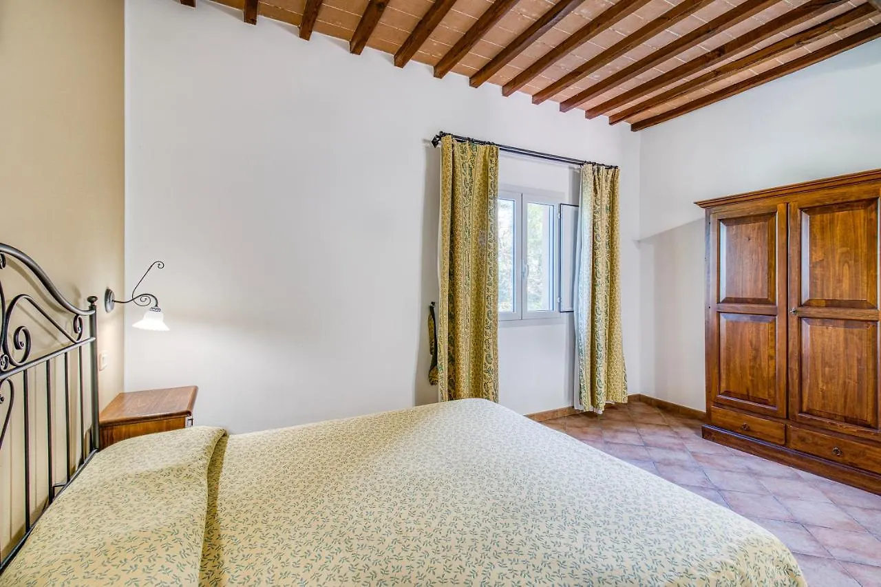 Family Apartments With Pool Near Volterra - Happy Rentals Pomarance Italy