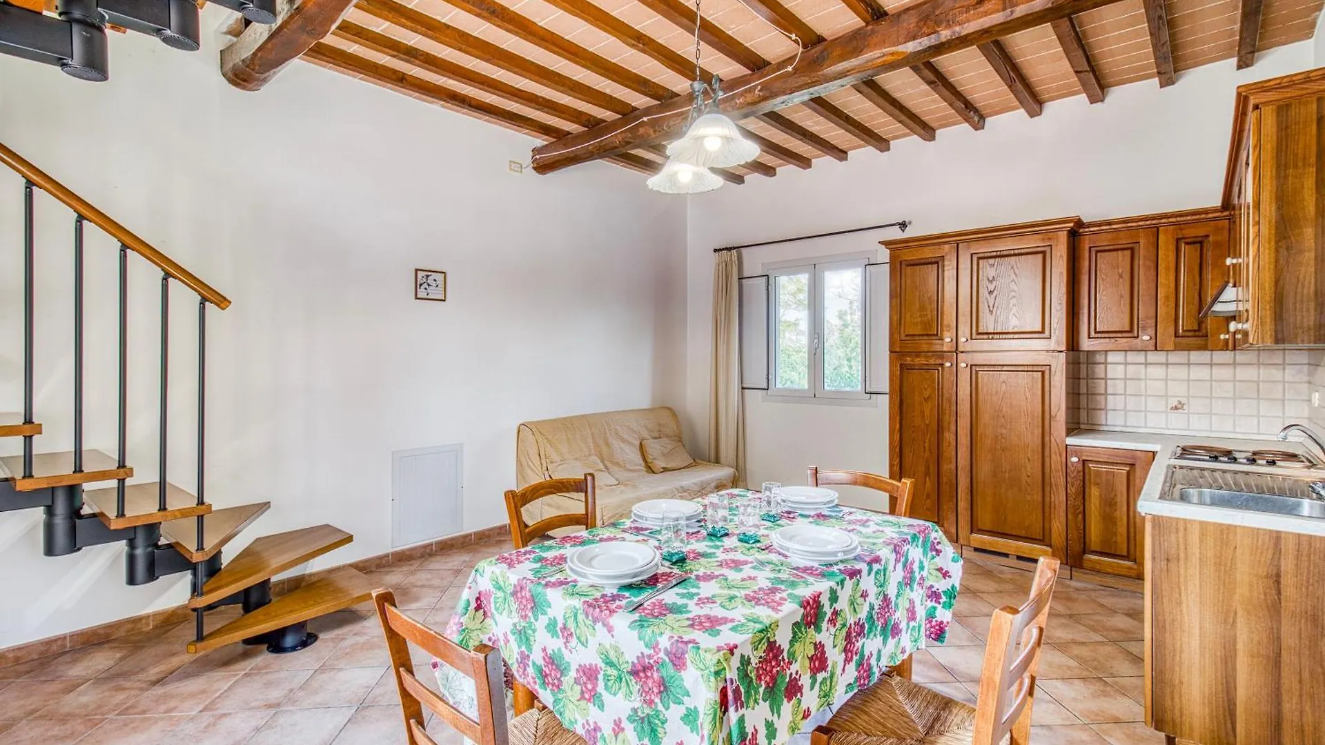 Family Apartments With Pool Near Volterra - Happy Rentals Pomarance