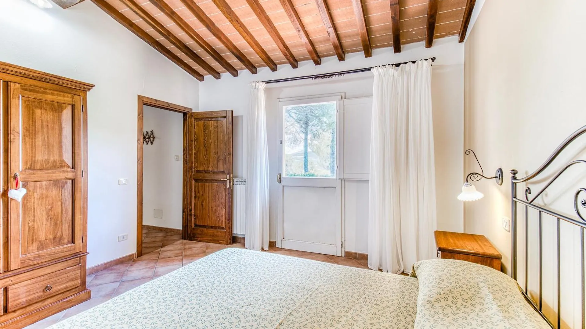 Family Apartments With Pool Near Volterra - Happy Rentals Pomarance