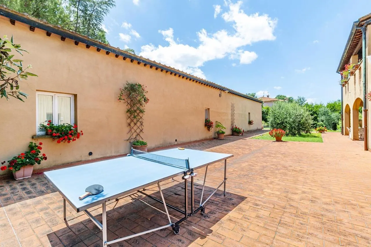 Family Apartments With Pool Near Volterra - Happy Rentals 波马兰切