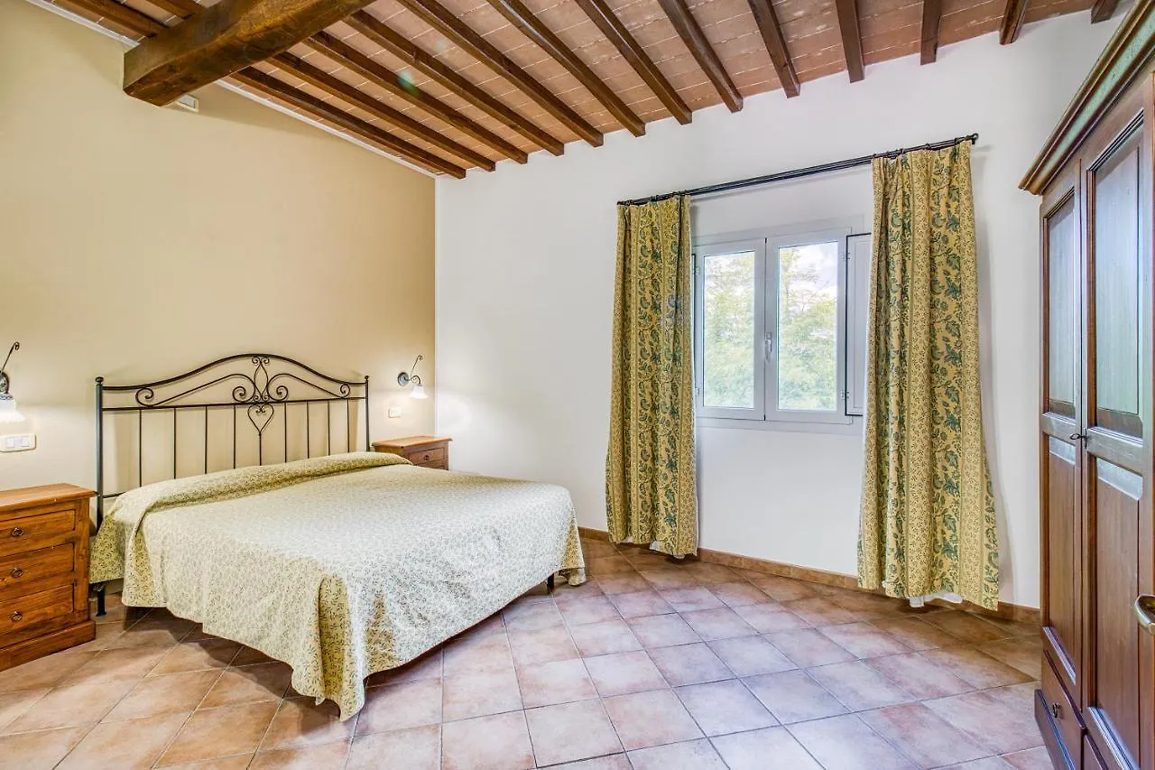 Family Apartments With Pool Near Volterra - Happy Rentals 波马兰切