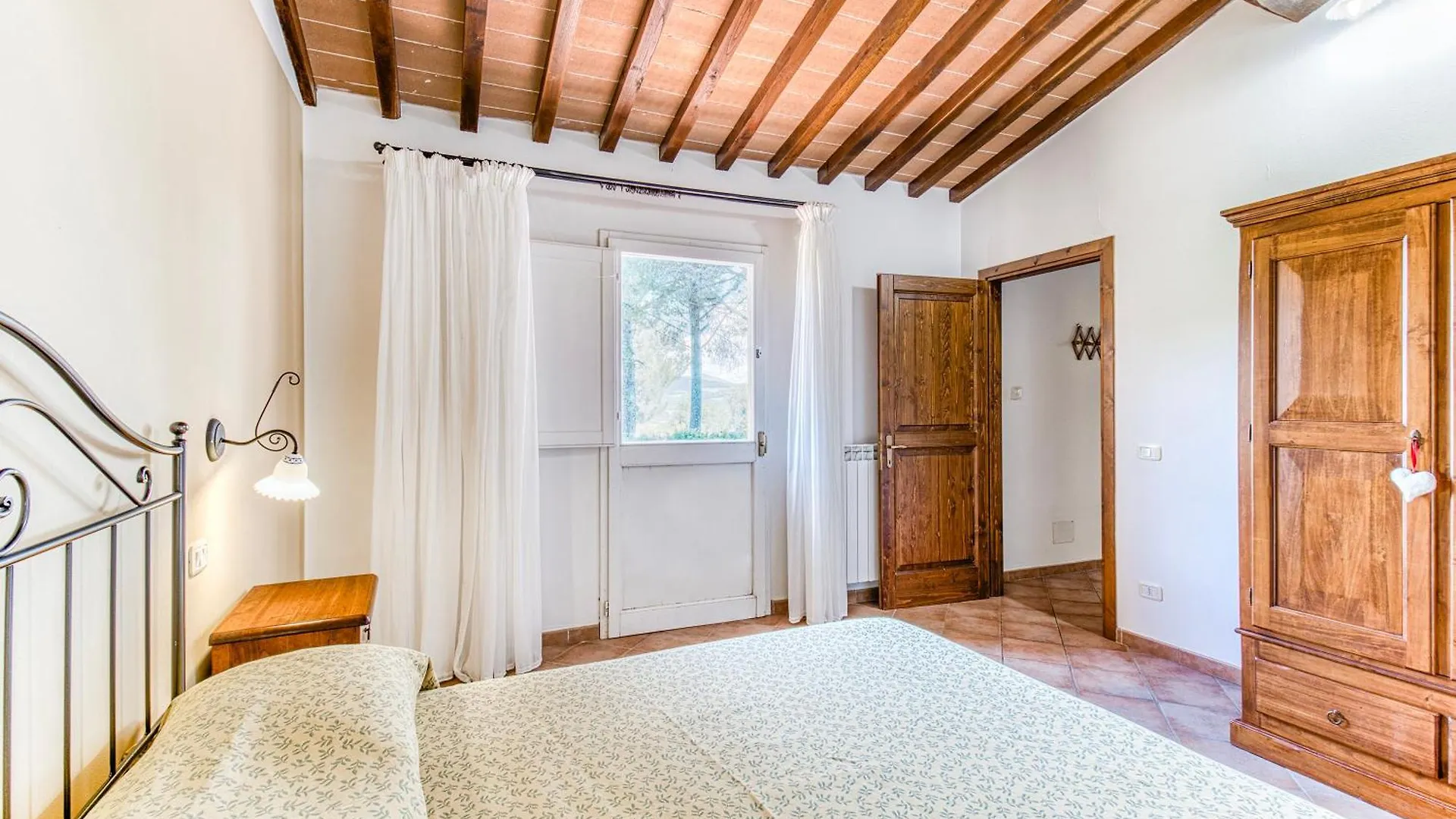 Family Apartments With Pool Near Volterra - Happy Rentals 波马兰切